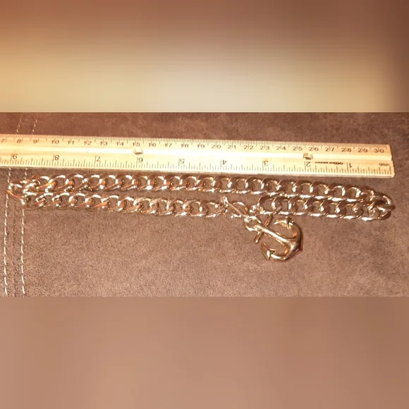 18in anchor goldtone heavy large link necklace with toggle clasp - Picture 14 of 14